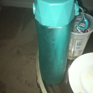 Meet your Posher, Work